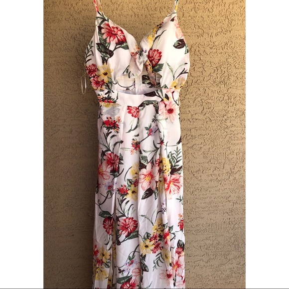 🎉Host Pick🎉Jumpsuit - Picture 3 of 4